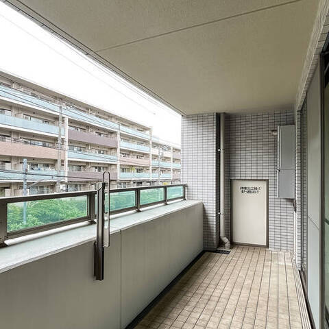 ライオンズたまプラーザ美しの森の室内写真
