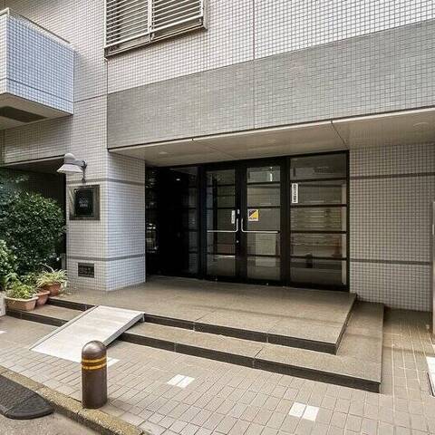 ユニーブル三軒茶屋の建物・共用部写真
