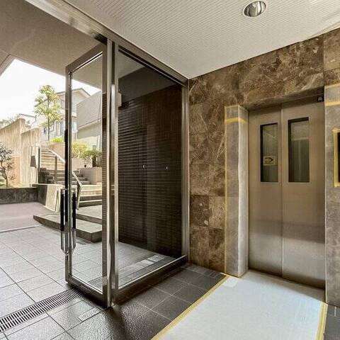 バームステージたまプラーザの建物・共用部写真