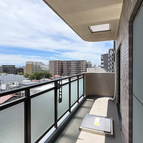 ライオンズマンション本蓮沼第2の室内写真