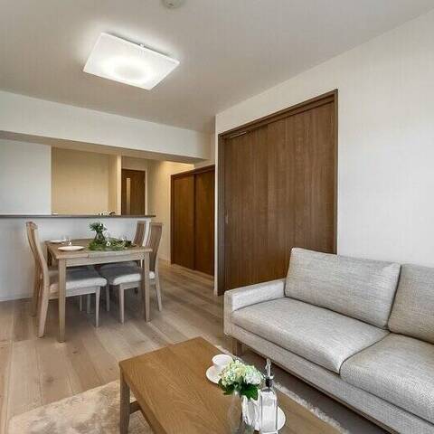 メガロン仲六郷の室内写真