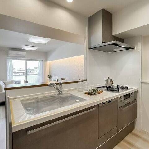 メガロン仲六郷の室内写真