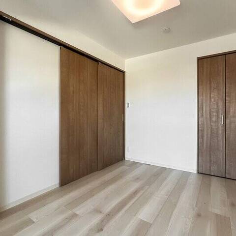 メガロン仲六郷の室内写真