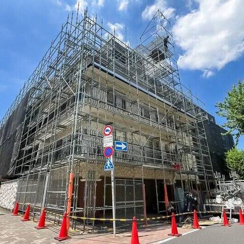 秀和松濤レジデンスの建物・共用部写真