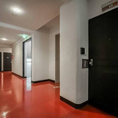 秀和松濤レジデンスの建物・共用部写真
