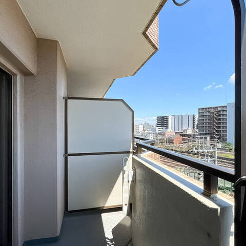 朝日シティパリオ鶴見岸谷の室内写真