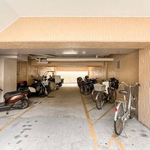 方南サンハイツの建物・共用部写真