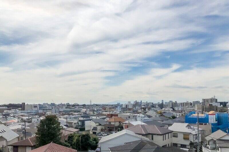 いかがでしょうか？ 眺望重視の方にも自信をもっておすすめできる、開放的なビューです！