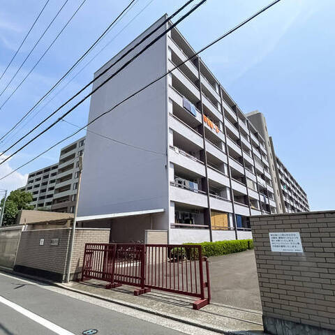 綱島住宅の室内写真