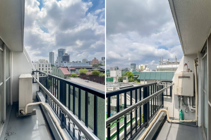 バルコニーは南西向き。景色を眺めるには十分な広さです。