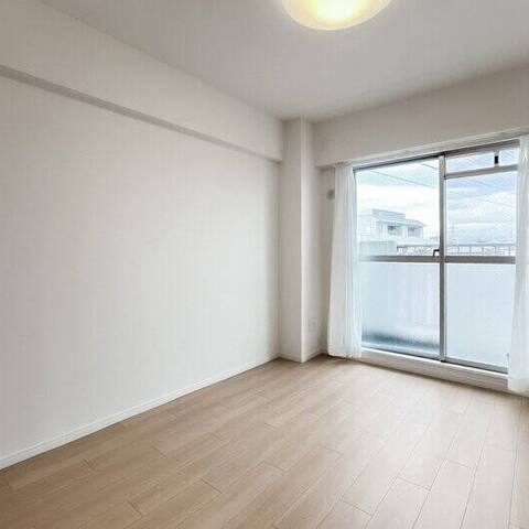 ホーユウパレス菊名の室内写真