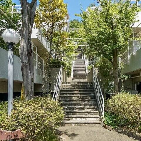 ゆりが丘ヴィレッジの建物・共用部写真