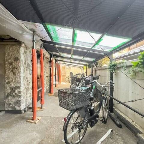 秀和松濤レジデンスの建物・共用部写真