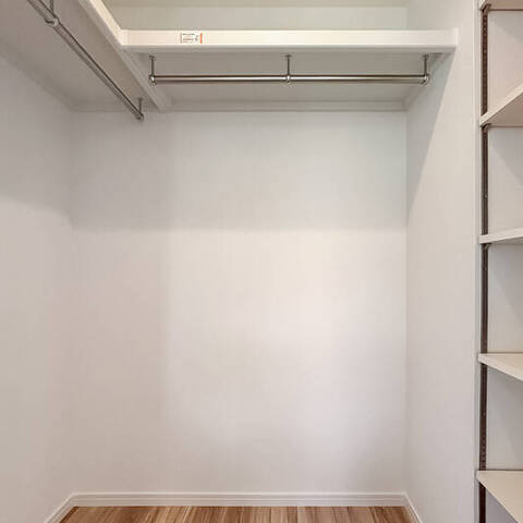 ナイスアーバン中野方南町の室内写真