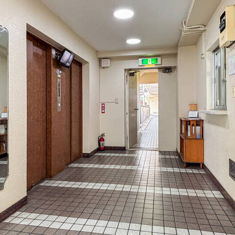 日商岩井第2方南町マンションの室内写真
