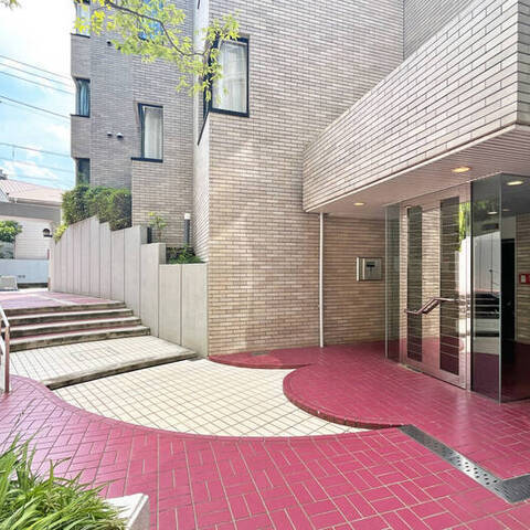 スカーラ代々木上原の建物・共用部写真