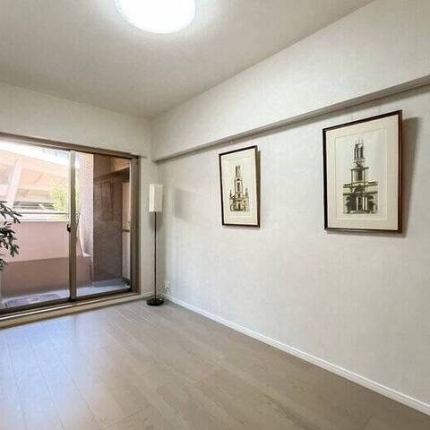 ドメス山下町ベイタワーの室内写真