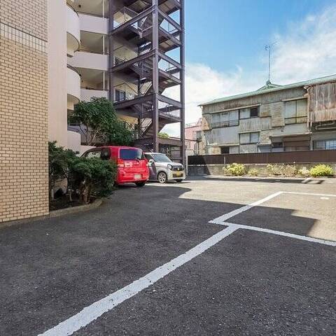 大倉山ガーデンハウスの建物・共用部写真