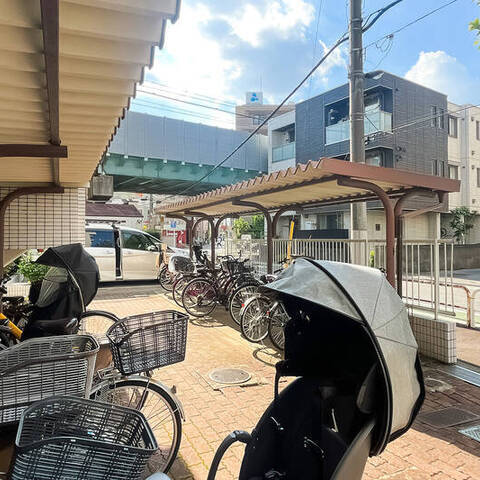キャニオンマンション蓮根城北公園の建物・共用部写真