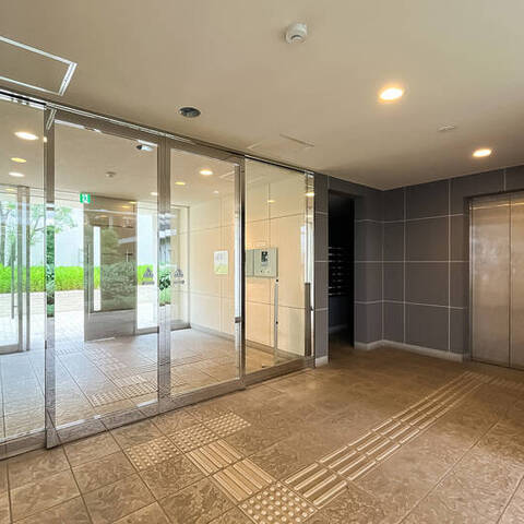東京サーハウスの室内写真