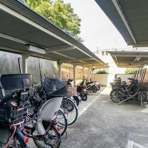 グリーンヒル宮前平の建物・共用部写真