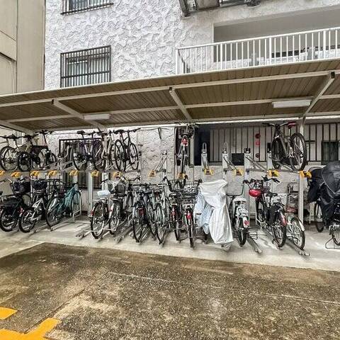 秀和代官山レジデンスの建物・共用部写真