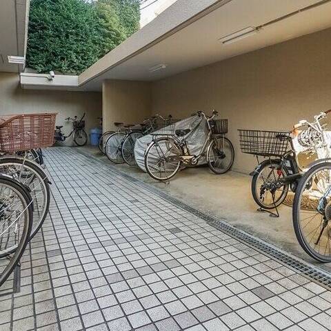 ハイコート青葉台の建物・共用部写真