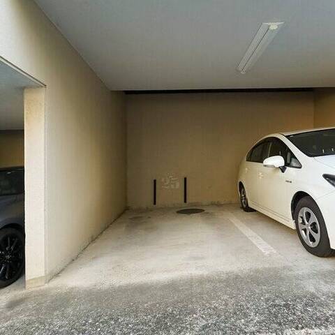 ハイコート青葉台の建物・共用部写真