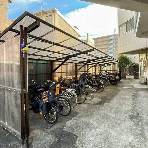 中銀大倉山マンシオンの室内写真