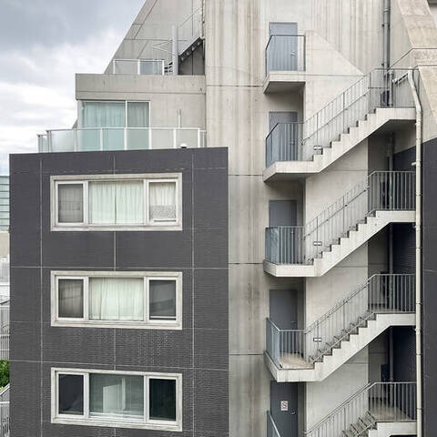 シャンローゼ関内の室内写真
