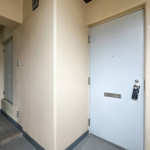 シャンローゼ関内の室内写真