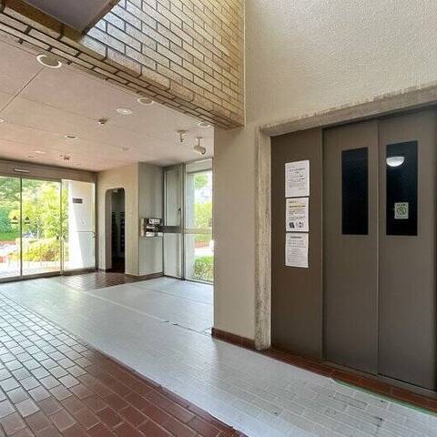 大倉山ハイム3号棟の建物・共用部写真