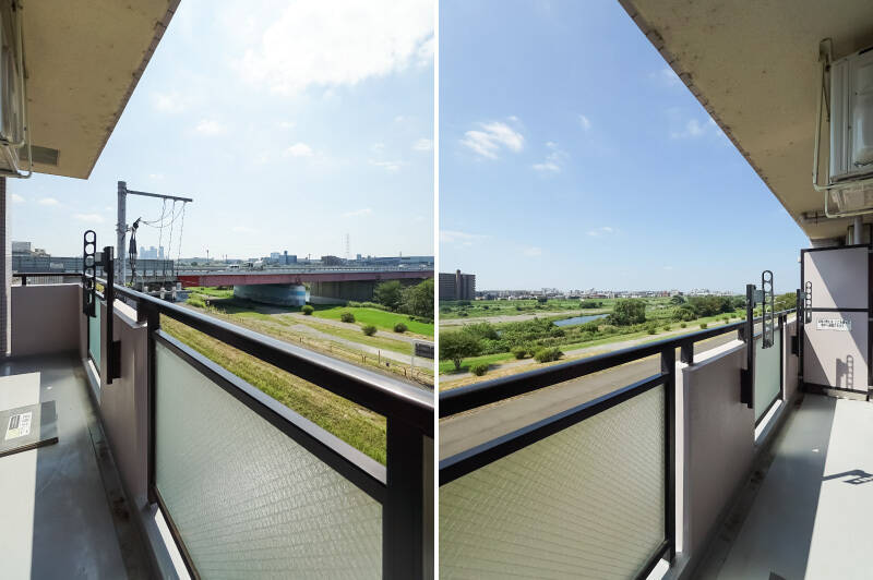 日当たりも見晴らしも花マルなバルコニー。左手には第三京浜道路が走っています。車の走行音の感じ方は、現地にてご確認くださいませ。
