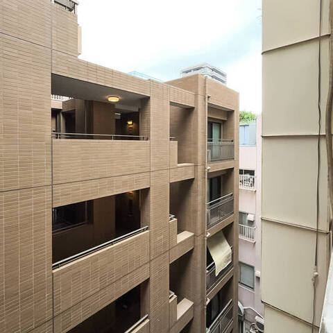 玉柳テシコ六番町ビルの室内写真