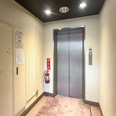 玉柳テシコ六番町ビルの室内写真