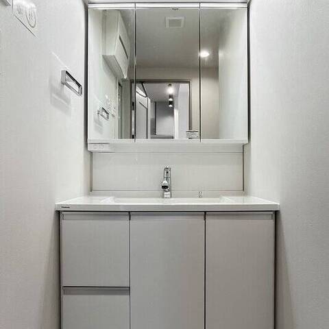 ナイスアーバン志村坂上の室内写真