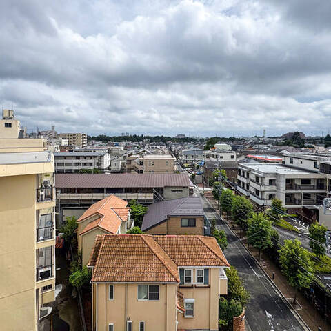 フォレスト国立の室内写真