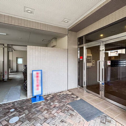 フォレスト国立の室内写真