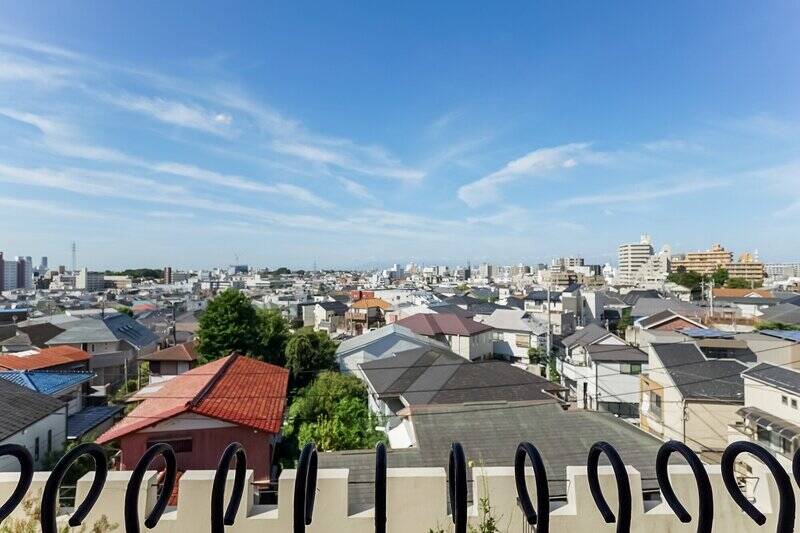 いかがでしょうか？ 眺望重視の方にも自信をもっておすすめできる、開放的なビューです！