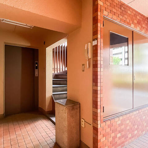 ライオンズマンション代々木公園第2の建物・共用部写真