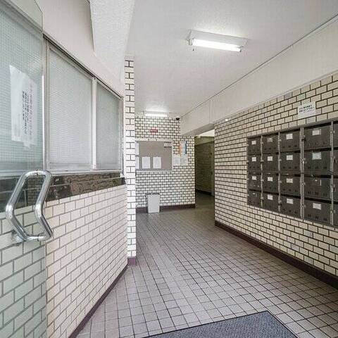 マンション上北沢の建物・共用部写真