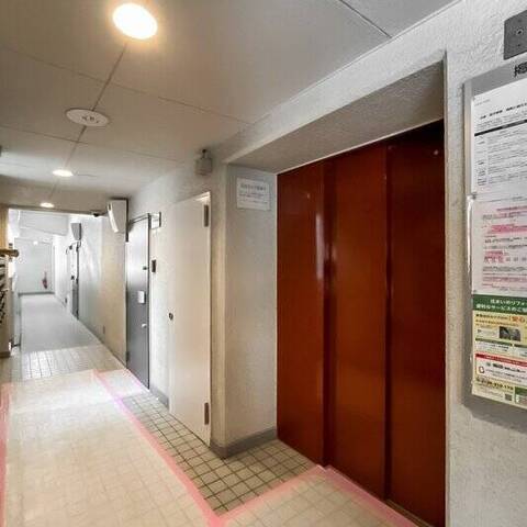 ライオンズマンション目黒青葉台タウンハウスの室内写真