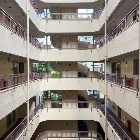 池ノ上グロリアハイツの建物・共用部写真