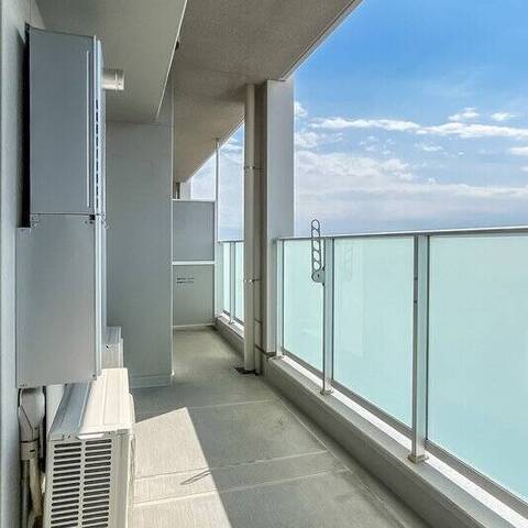 クロスエアタワーの室内写真