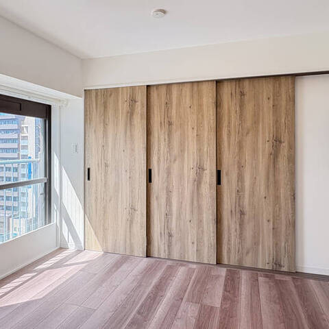 ルーブル金杉の室内写真