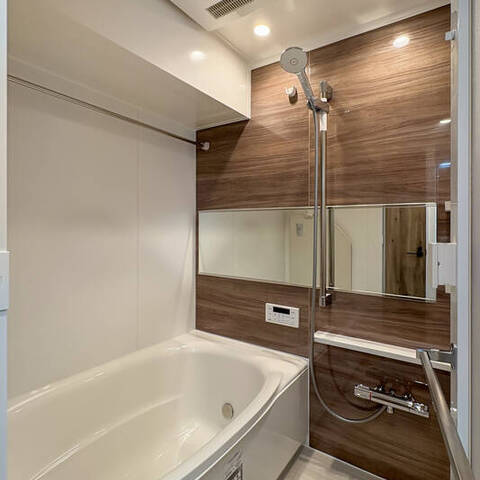 ルーブル金杉の室内写真