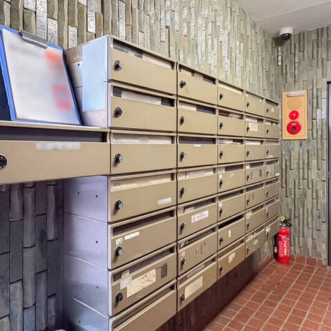 ルーブル金杉の室内写真