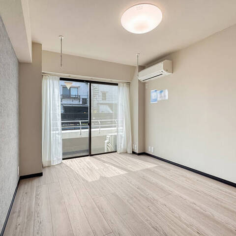 国立東壱番館の室内写真