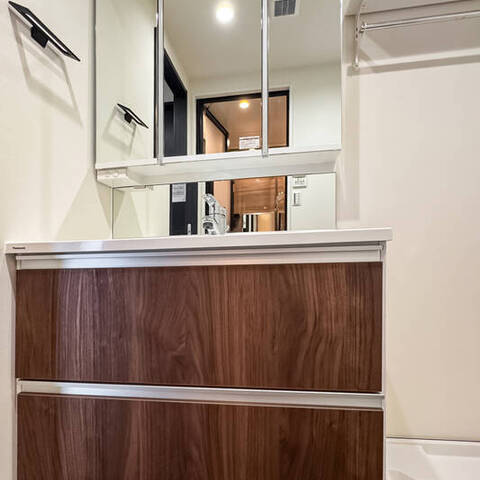 国立東壱番館の室内写真