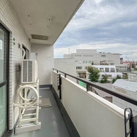 ライオンズマンション中野南台の室内写真